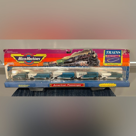 Vintage Micro Machines American Passenger Train Set - Picture 1 of 8